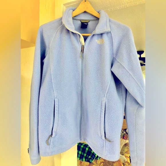 The North Face Jackets & Blazers - North face fleece jacket ! Great color size medium